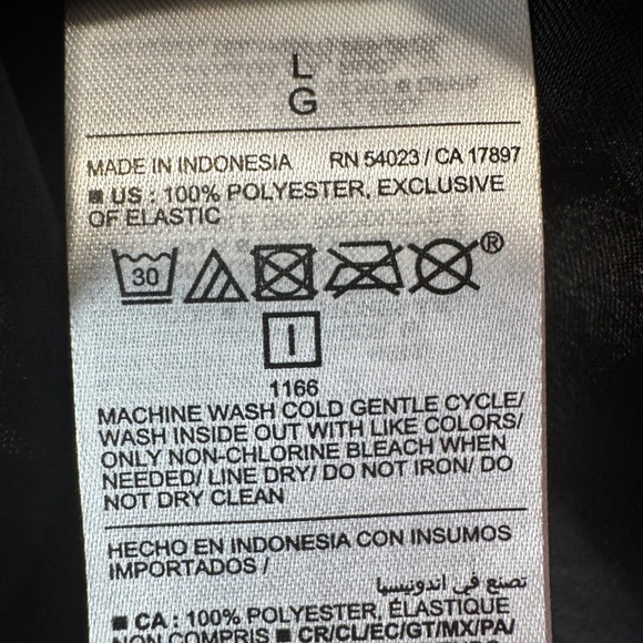 💎 Old Navy Satin Cami Shiny Top Gold - Picture 8 of 11